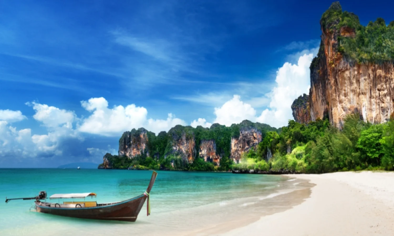 Rekomendasi 7 Pantai di Thailand yang Terkenal dan Menjadi Tujuan Wisatawan Mancanegara